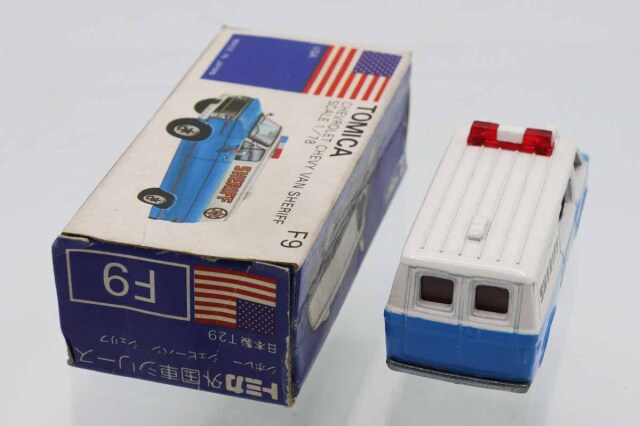 ミニカーショップ ケンボックス トミカ 青箱☆F9☆シボレー
