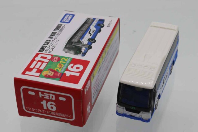 ミニカーショップ ケンボックス トミカ 赤箱☆16☆いすゞガーラ