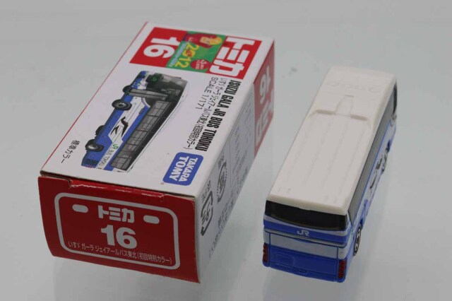トミカ　赤箱