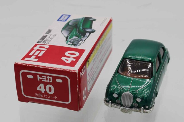 トミカ　赤箱