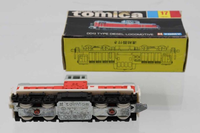 ミニカーショップ ケンボックス トミカ 黒箱☆17☆DD13形 ディーゼル
