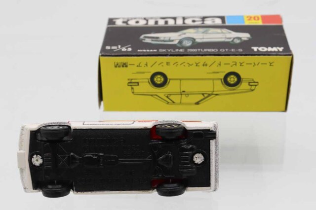 ミニカーショップ ケンボックス トミカ 黒箱☆20☆日産スカイライン