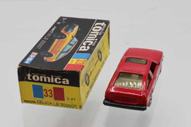 ミニカーショップ ケンボックス トミカ 黒箱☆33☆トヨタセリカ LB