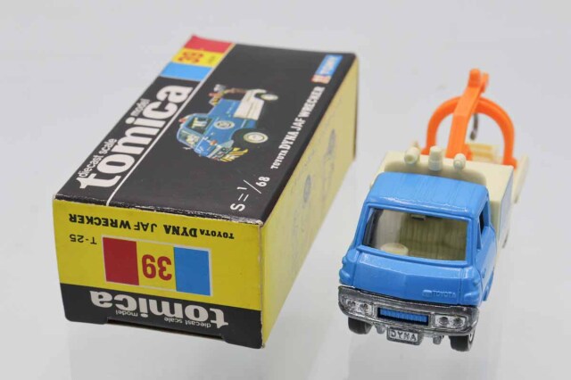 ミニカーショップ ケンボックス トミカ 黒箱☆39☆トヨタダイナ JAF