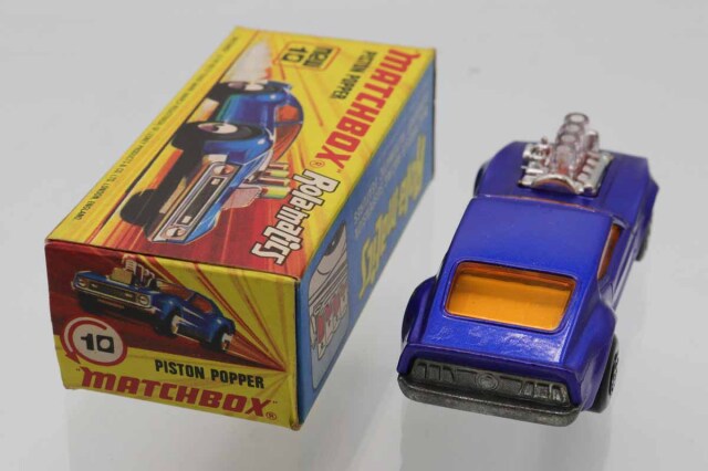 ミニカーショップ ケンボックス マッチボックス☆10☆PISTON