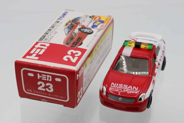ミニカーショップ ケンボックス トミカ 赤箱☆23☆日産スカイライン