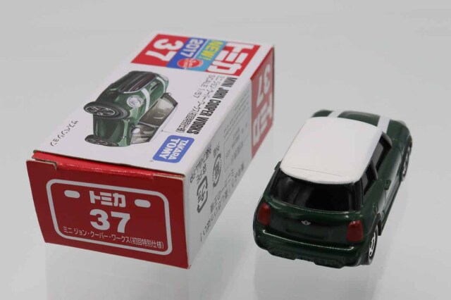 トミカ赤箱　ミニクーパー　アップルマン特注ローバー90周年　黒 Yahoo!オークション -「トミカ ミニクーパー 特注」の落札相場