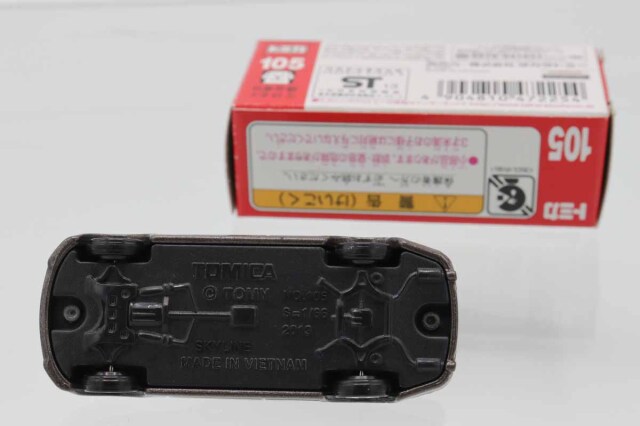 トミカ　赤箱