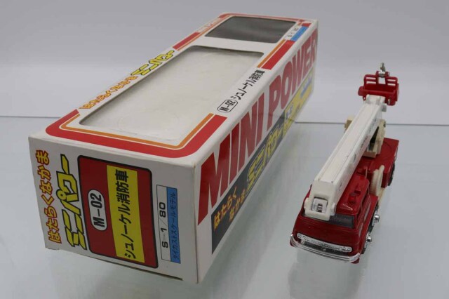 超希少！　消防ミニカー オンライン限定価格*】ロングトミカ No.132 横浜市消防局 特別