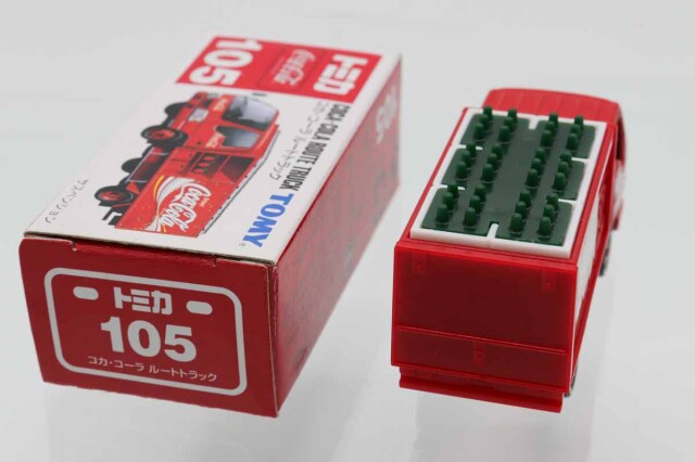 トミカ　赤箱