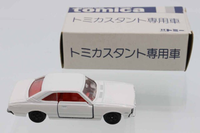 ミニカーショップ ケンボックス トミカ 黒箱トヨタコロナ2000GT(白