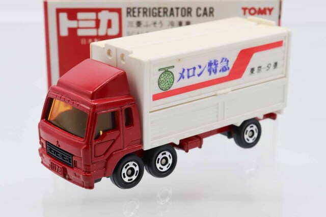 トミカ　赤箱