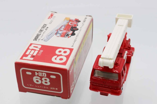 ミニカーショップ ケンボックス トミカ 赤箱(日本製)☆68