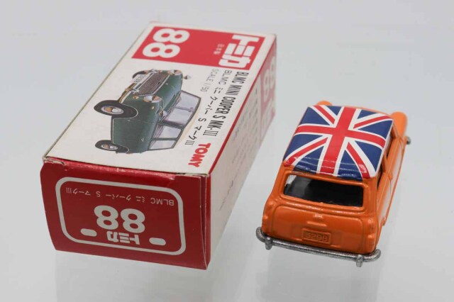 トミカ 日本製 赤箱 F8-2 BLMC ミニクーパー S マークⅢ 河口湖特注 ミニカーショップ ケンボックス トミカ 赤箱(日本製)☆88☆BLMCミニ