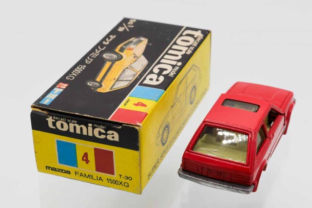 ミニカーショップ ケンボックス トミカ 黒箱☆4☆マツダ