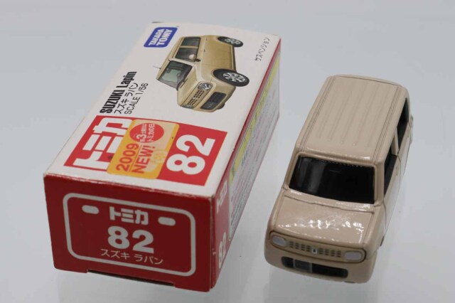 ミニカーショップ ケンボックス トミカ 赤箱☆82☆スズキラパン