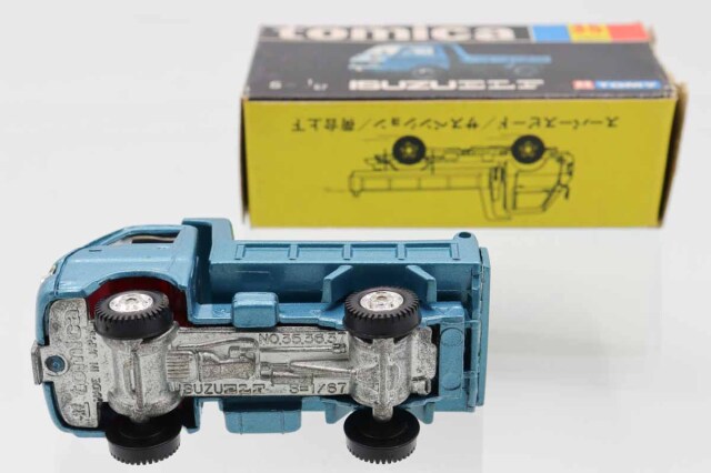 ミニカーショップ ケンボックス トミカ 黒箱☆35-1-6☆いすゞエルフ