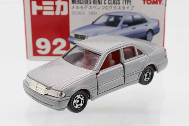 トミカ　赤箱