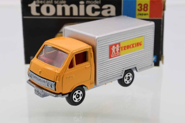 廃盤　黒箱トミカ 日本製　働く自動車　80台まとめ売り②日本製 廃盤 黒箱トミカ 日本製 働く自動車 80台まとめ売り②日本製 2025