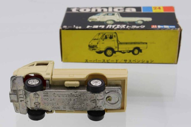 ミニカーショップ ケンボックス トミカ 黒箱☆24☆トヨタハイエース