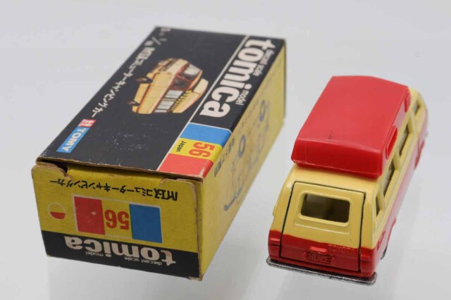 ミニカーショップ ケンボックス トミカ 黒箱☆56☆トヨタハイエース