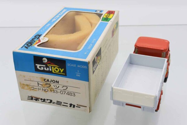 ダイヤペット　パイプトレーラー　Guiloy【スペインからやってきたミニカー‼︎】 ダイヤペット パイプトレーラー Guiloy【スペインからやってきた