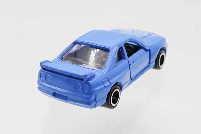 【車高短仕様特注品】トミカ ３３GT-R 車高短仕様特注品】トミカ 33GT-R Amazon.co.jp: 別注 限定 トミカ