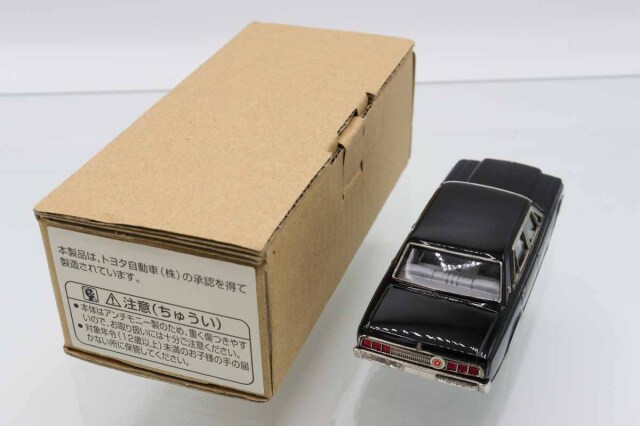 ミニカーショップ ケンボックス アンチモニー製トヨタセンチュリー