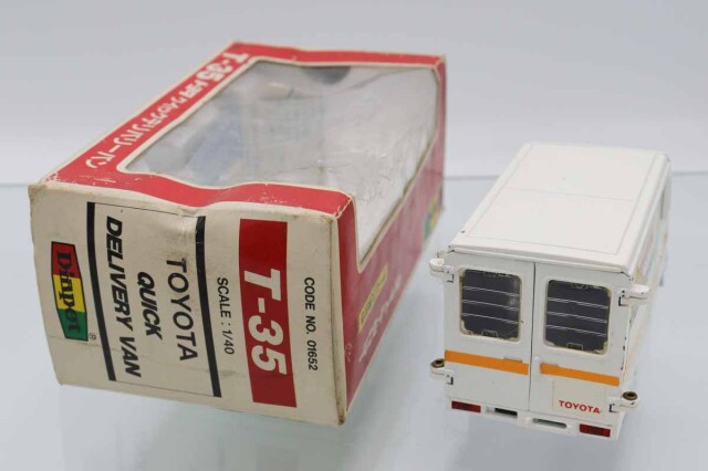 ミニカーショップ ケンボックス ダイヤペット☆T-35☆トヨタクイック