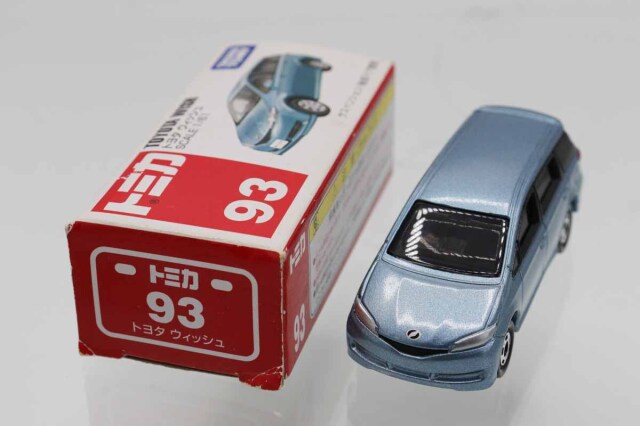 ミニカーショップ ケンボックス トミカ 赤箱☆93☆トヨタウィッシュ