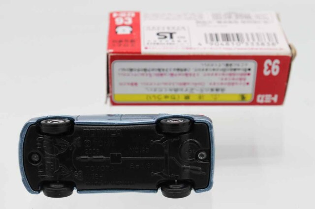 トミカ　赤箱