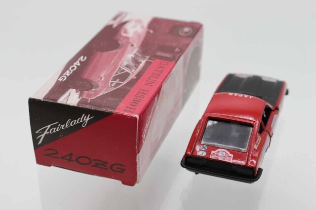 ミニカーショップ ケンボックス トミカ特注（日本製）ダットサン