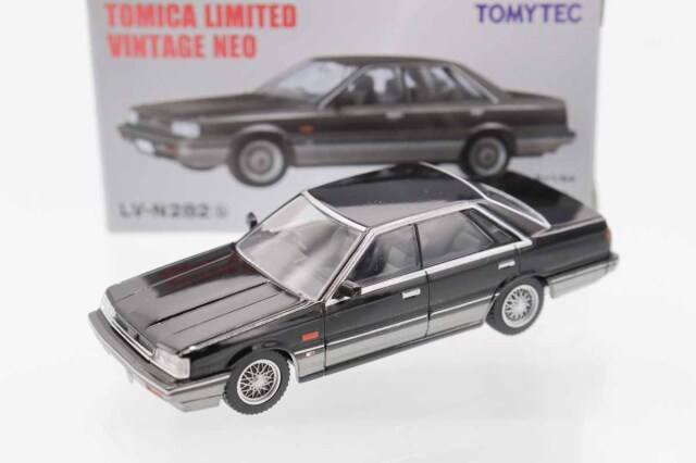 トミカ　TLV　ネオ