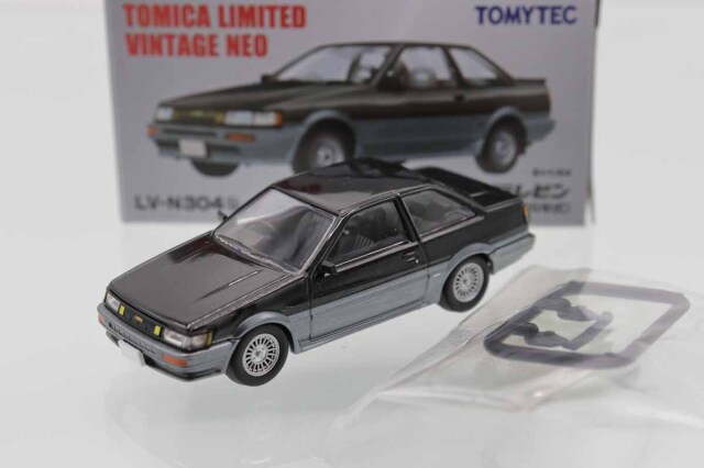 トミカ　TLV　ネオ