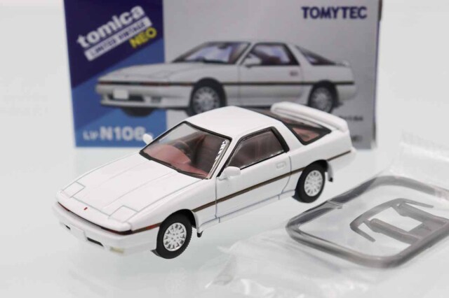 トミカ　TLV　ネオ