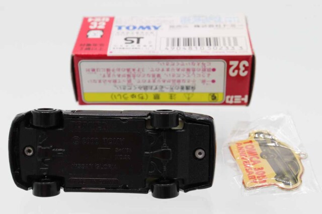 トミカ　赤箱