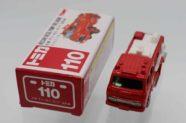 ミニカーショップ ケンボックス トミカ 赤箱☆110☆日産ディーゼル