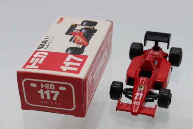 ミニカーショップ ケンボックス トミカ 赤箱☆117☆フェラーリF1 #27