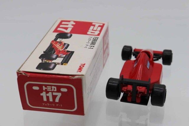 ミニカーショップ ケンボックス トミカ 赤箱☆117☆フェラーリF1 #27