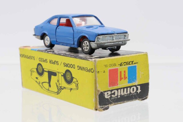 ミニカーショップ ケンボックス トミカ 黒箱☆11☆トヨタスプリンター