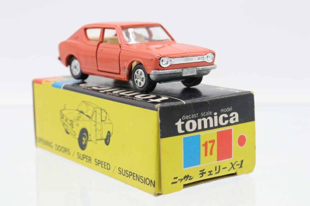 ミニカーショップ ケンボックス トミカ 黒箱☆17☆日産チェリー X-1