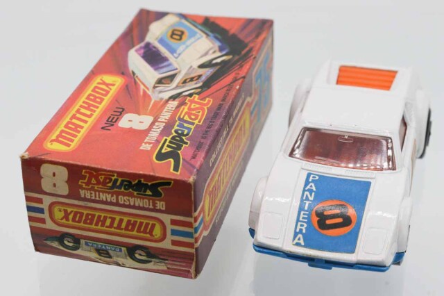ミニカーショップ ケンボックス マッチボックス☆8☆DE TOMASO PANTERA