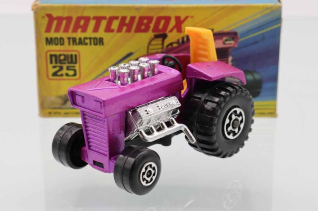 ミニカーショップ ケンボックス マッチボックス☆23☆MOD TRACTOR(紫
