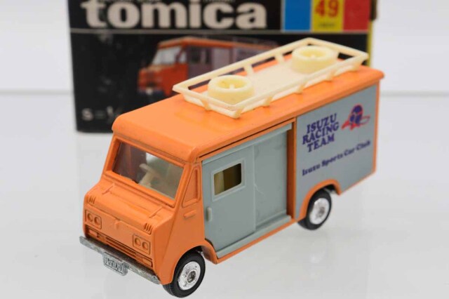 トミカ　黒箱