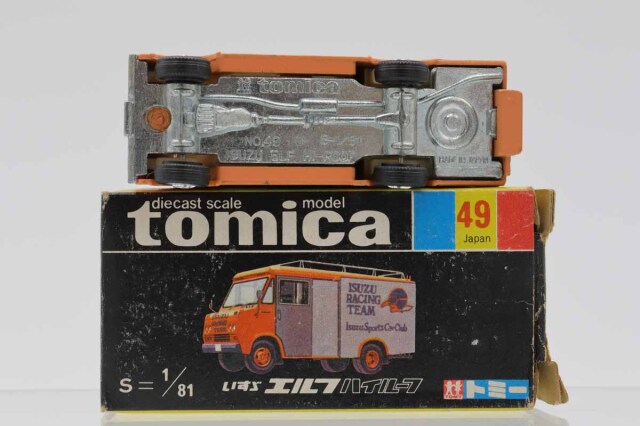 ミニカーショップ ケンボックス トミカ 黒箱☆49☆いすゞエルフ