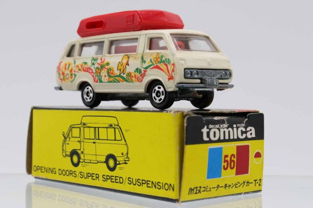 ミニカーショップ ケンボックス トミカ 黒箱☆56☆トヨタハイエース