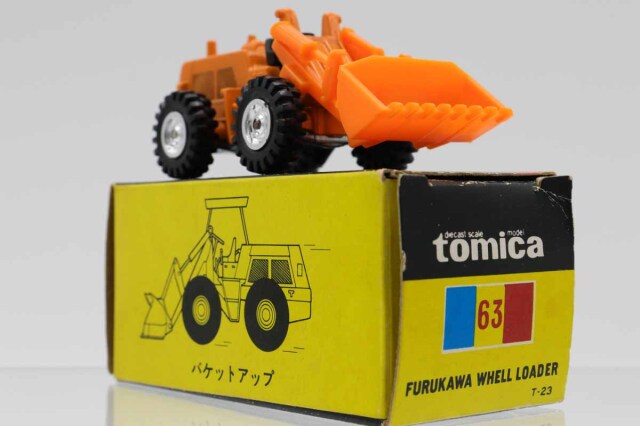 ミニカーショップ ケンボックス トミカ 黒箱☆63☆古河ホイールローダ