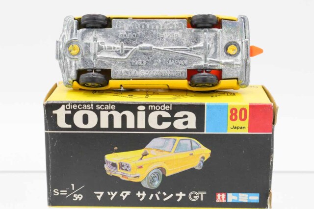 ミニカーショップ ケンボックス トミカ 黒箱☆80☆マツダサバンナGT(黄