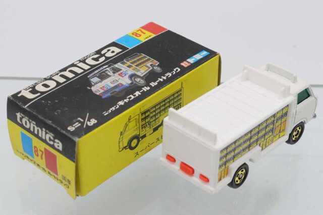 ミニカーショップ ケンボックス トミカ 黒箱☆87☆日産キャブオール