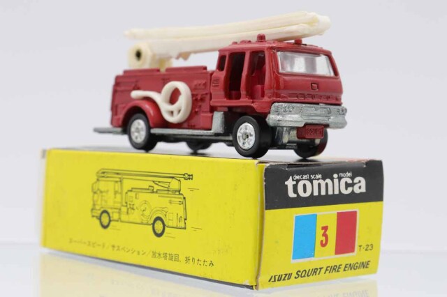 ミニカーショップ ケンボックス トミカ 黒箱☆3☆いすゞスクアート消防